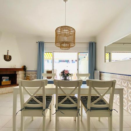 Staysalty - Resort Style Family Beach House With Pool 알투라 외부 사진
